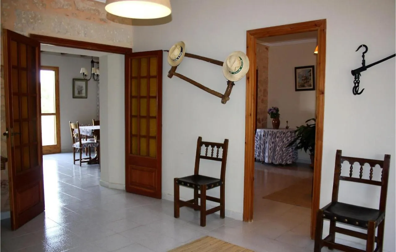펜션 Nice Home In Algaida With House A Mountain View